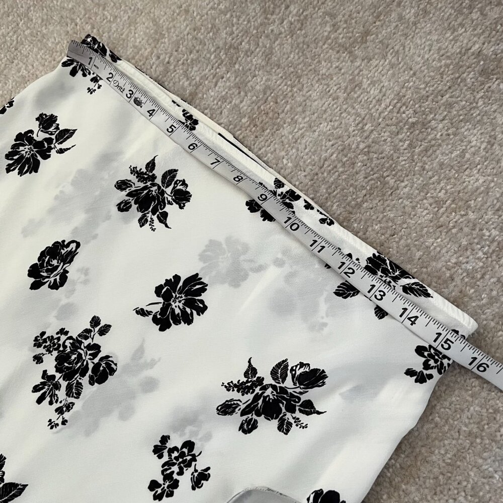 House of Harlow 1960 Black & White Floral Maxi Skirt - Picture 6 of 12